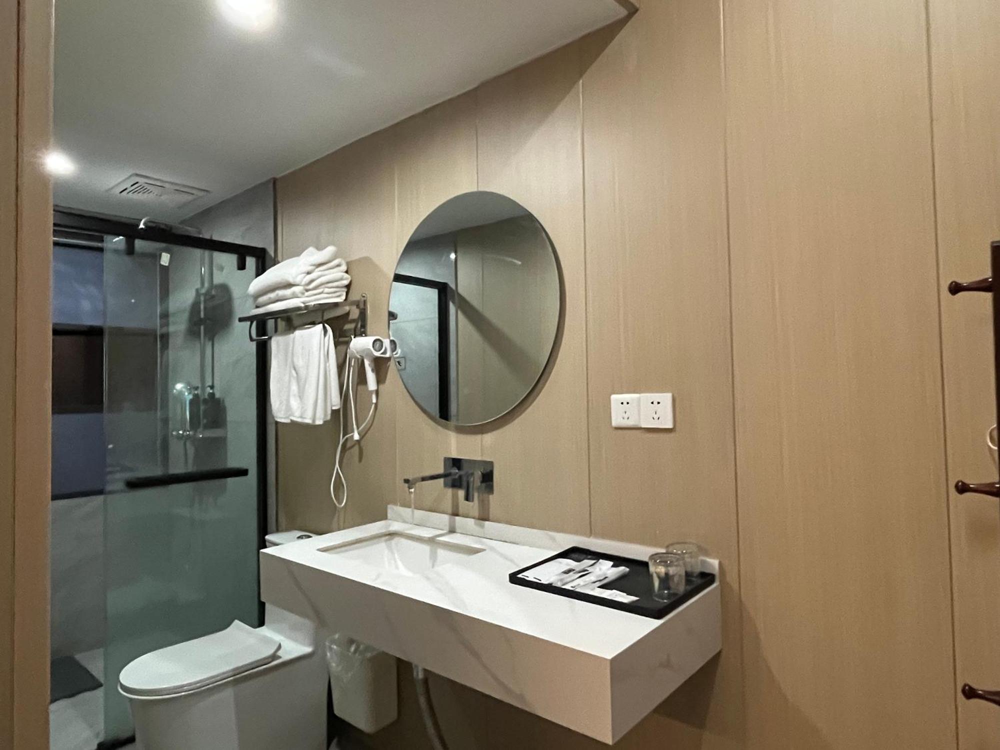 Jinyang Xinyi Hotel - Tianfu International Airport 简阳 外观 照片